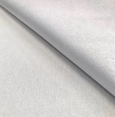 Trilho Jacquard Branco Liso 2,20x46